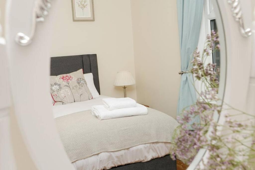 The River Walk House York Villa Ngoại thất bức ảnh
