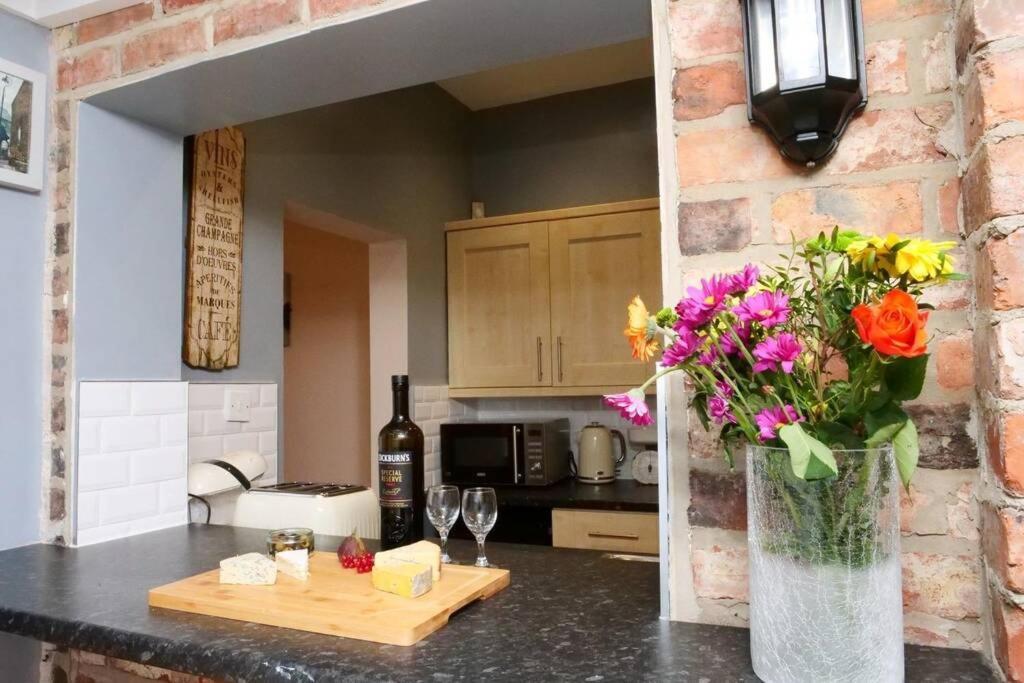 The River Walk House York Villa Ngoại thất bức ảnh