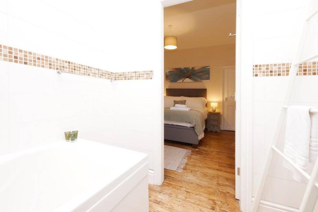The River Walk House York Villa Ngoại thất bức ảnh